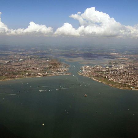 City Centre Apartment Portsmouth Dış mekan fotoğraf